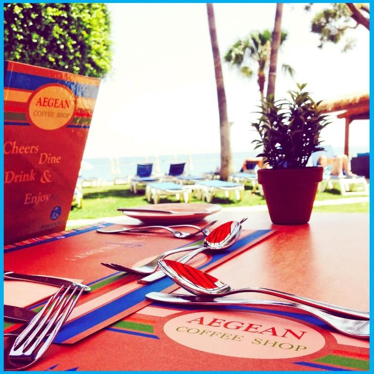 Poseidonia Beach Hotel фото 26