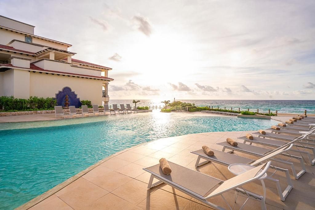 Grand Park Royal Luxury Resort Cancun фото 2