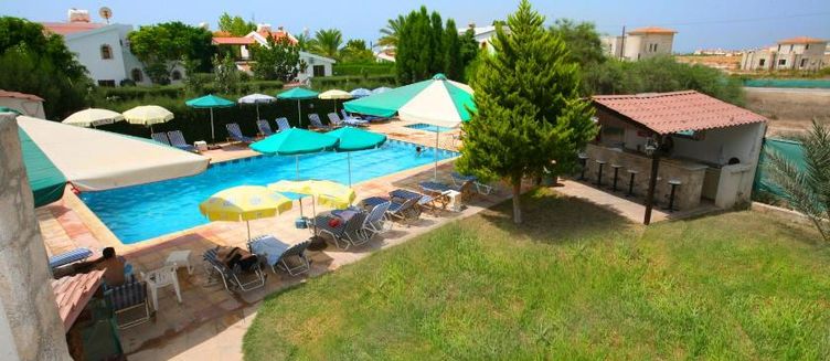 Фото отеля Petsas Apartments