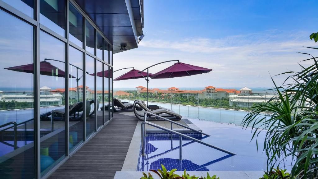 Holiday Inn Haikou West Coast by IHG фото 4