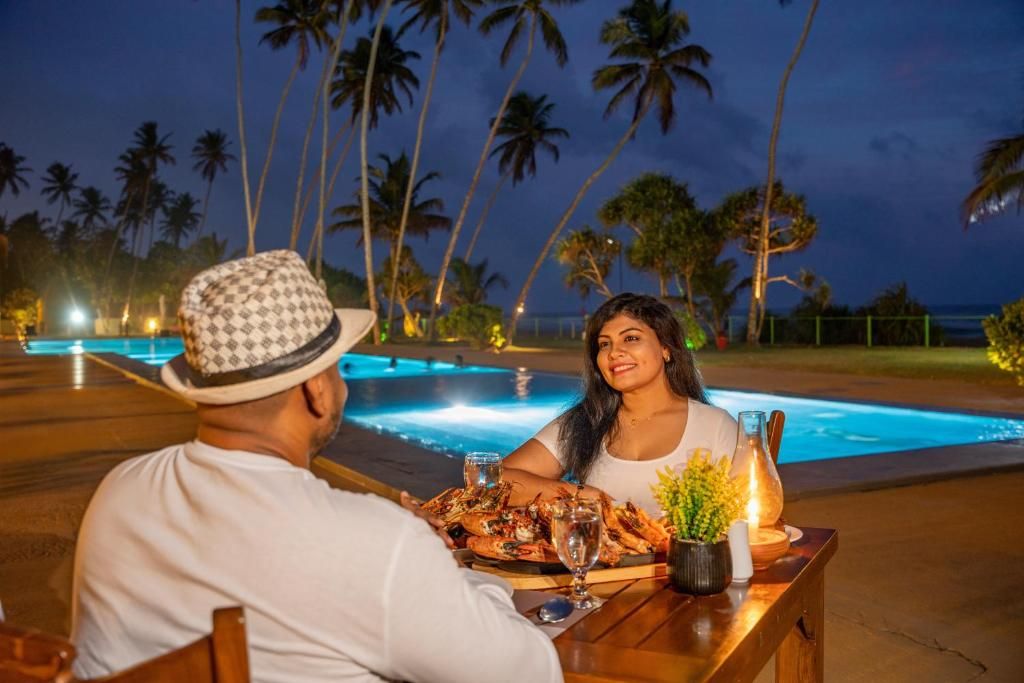 Grand Beach Wadduwa By Wijaya Leisure фото 91
