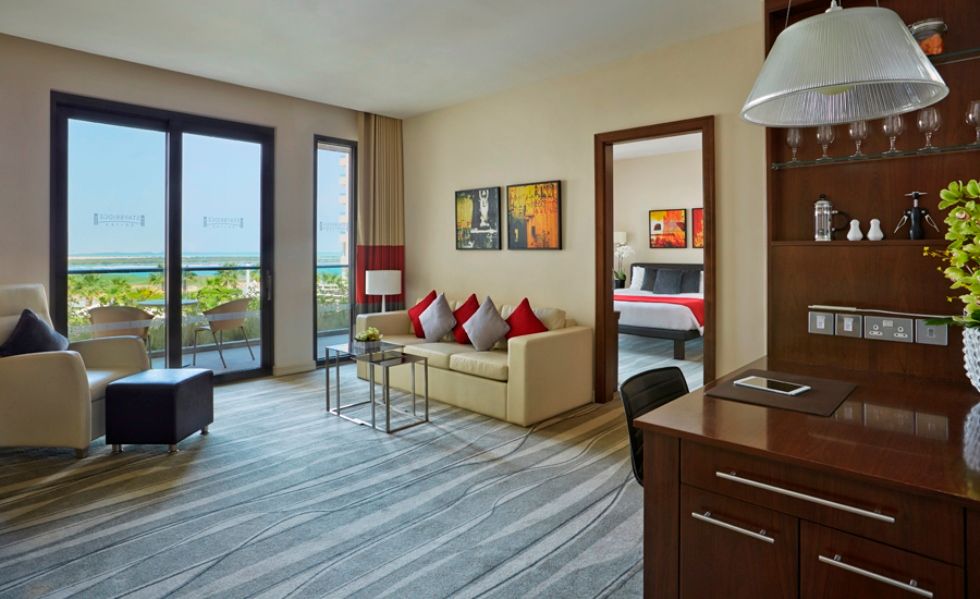 Staybridge Suites Abu Dhabi Yas Island by IHG фото 20