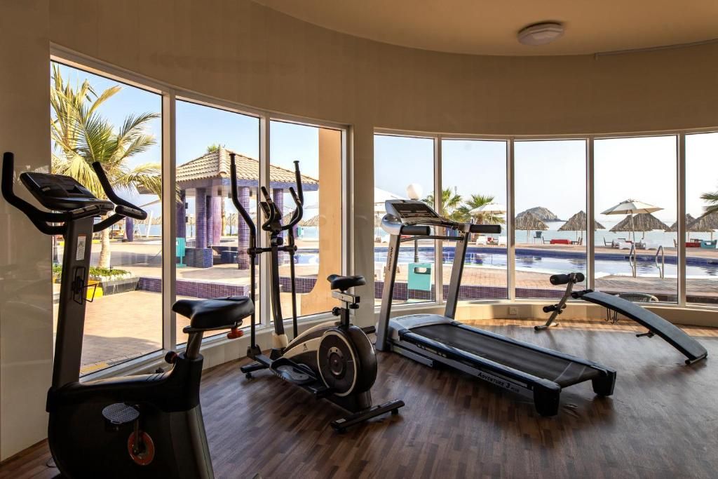 Royal Beach Hotel & Resort фото 15