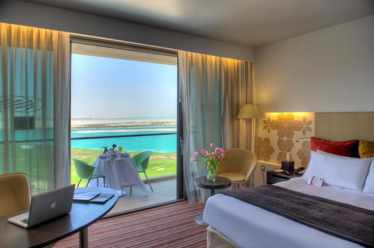 Crowne Plaza Abu Dhabi - Yas Island фото 3