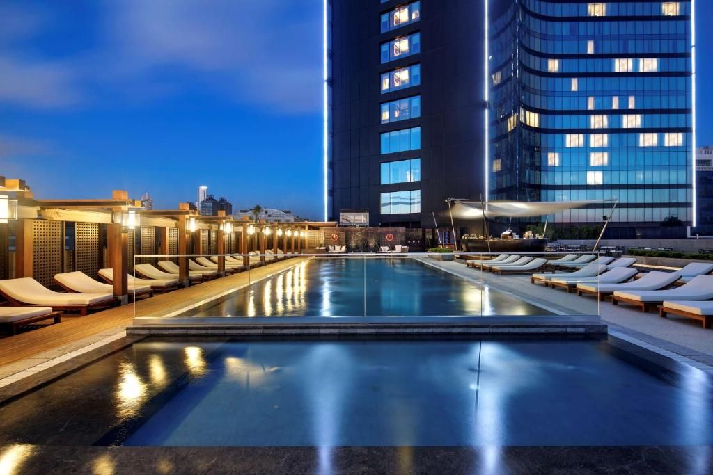 Hilton Istanbul Bomonti Hotel & Conference Center фото 19
