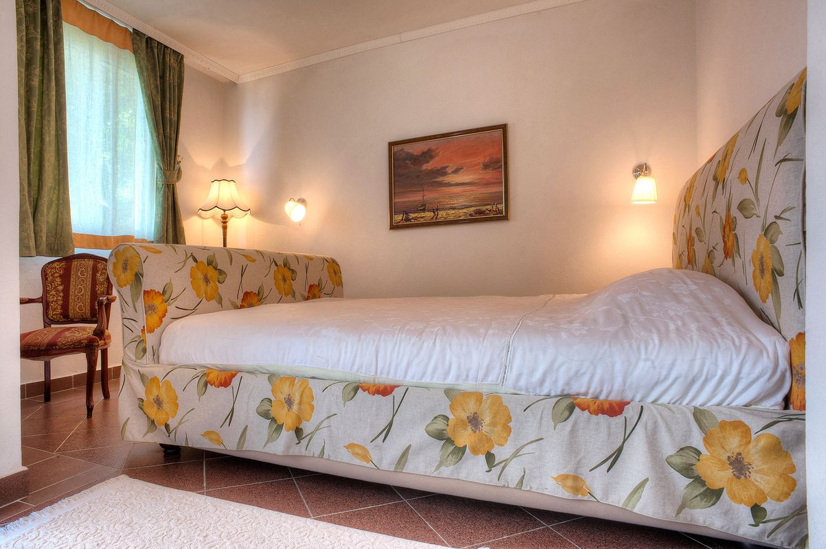 Hotel Adrovic фото 12