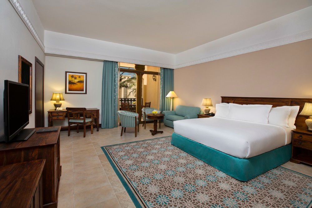 Hilton Al Hamra Beach & Golf Resort фото 138