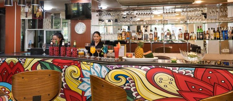 Фото отеля Regenta Central Residency