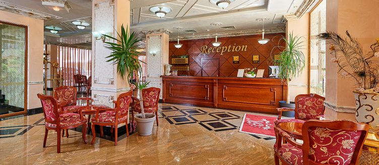 Фото отеля Karolina Hotel
