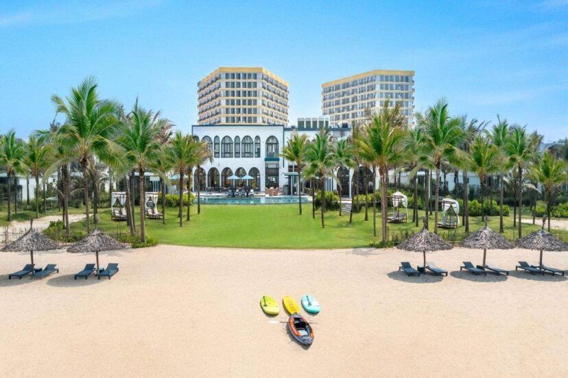 Wyndham Hoi An Royal Beachfront Resort & Villas фото 14