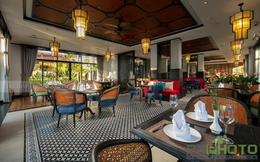 Shining Riverside Hoi An Boutique and Spa фото 42
