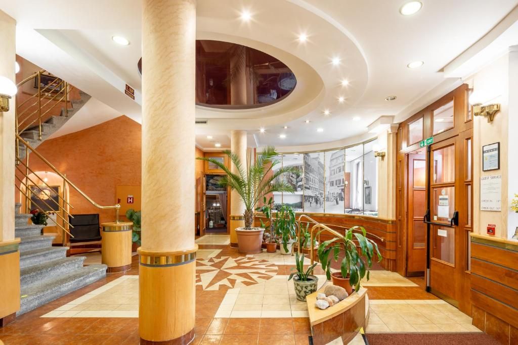Wellness Hotel Jean De Carro фото 18