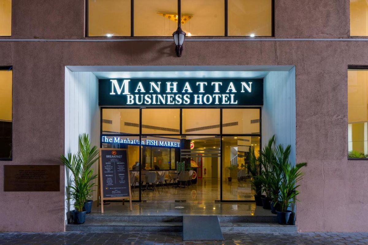 Manhattan Business Hotel фото 0