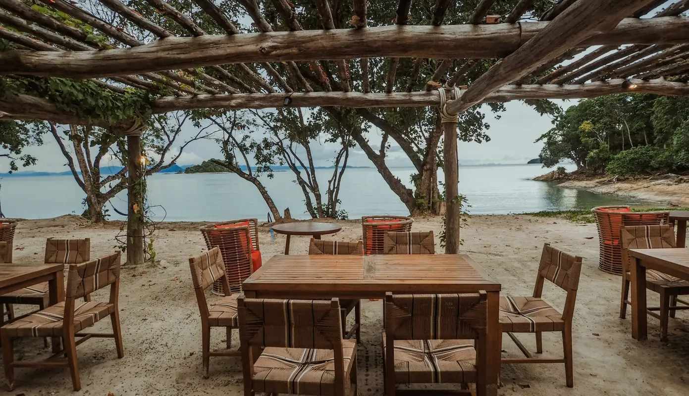 Island Escape by Burasari фото 18