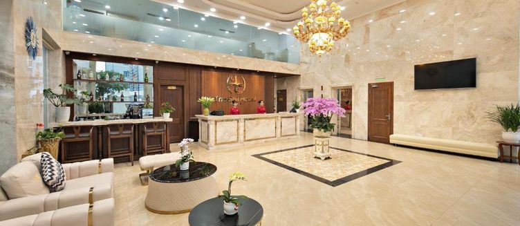 Фото отеля The Sail Hotel