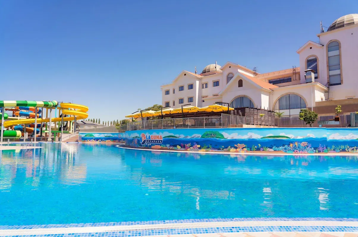 Holiday Inn Aktau Seaside фото 12