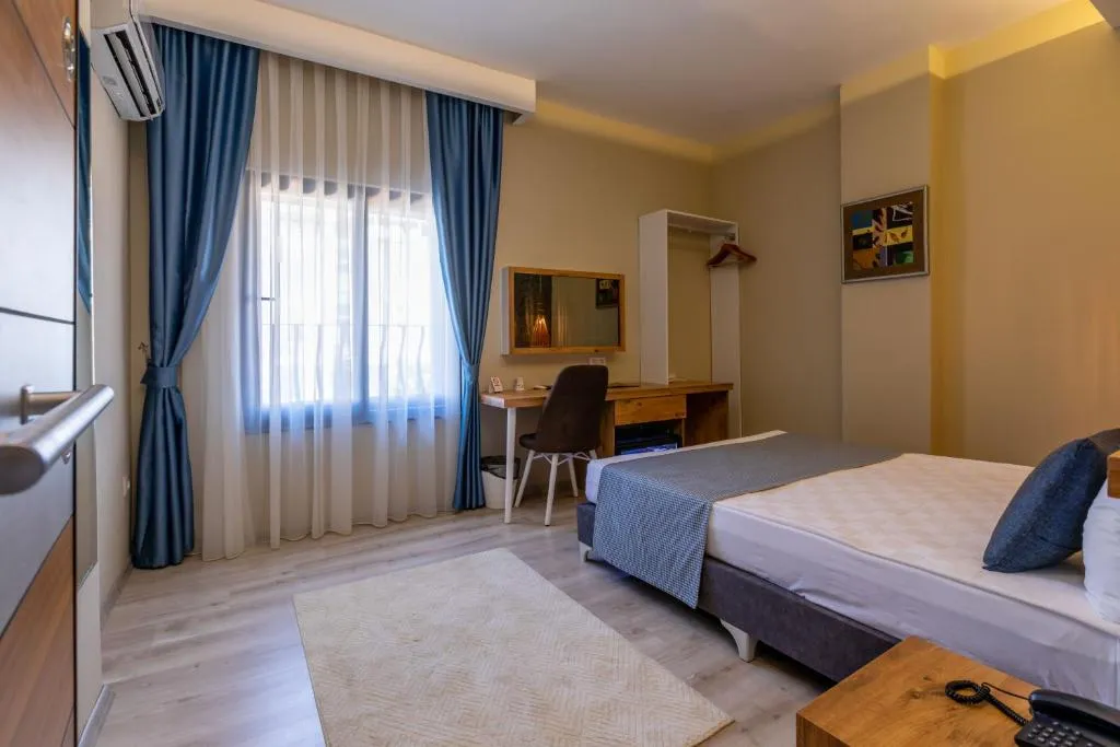 Der Inn Hotel фото 1