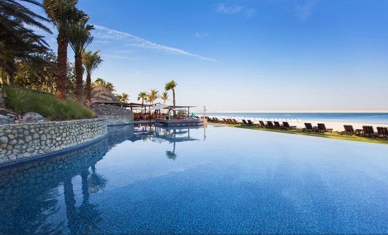 JA Beach Hotel фото 6
