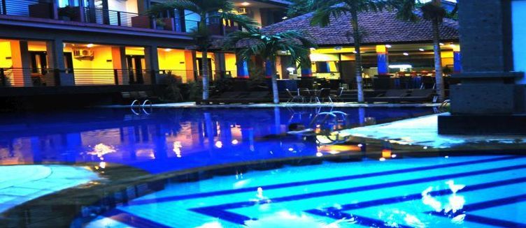 Фото отеля Taman Tirta Ayu Pool and Mansion
