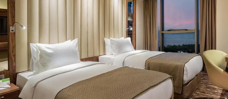 Фото отеля Holiday Inn Antalya - Lara