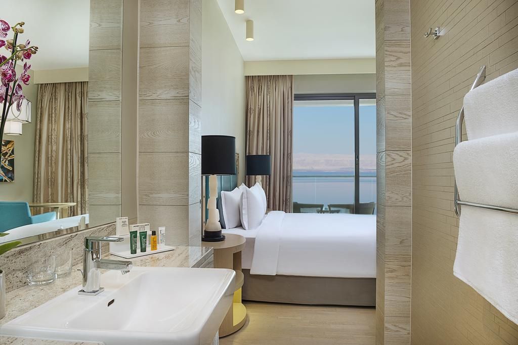 Hilton Dead Sea Resort & Spa фото 3