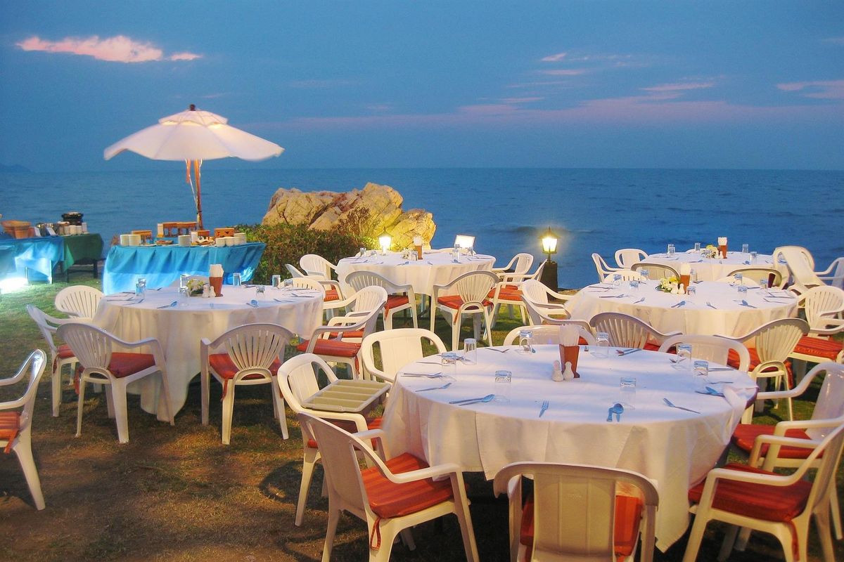 Sunset Village Beach Resort фото 7
