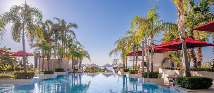 Фото отеля Four Seasons Hotel