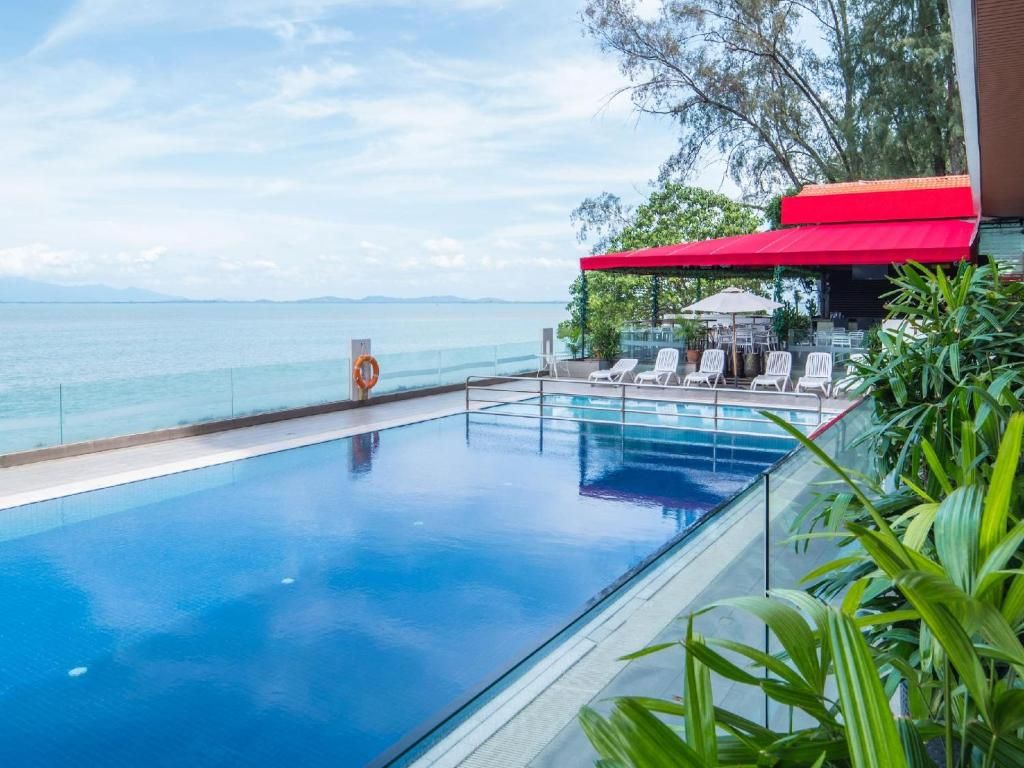 Hotel Sentral Seaview фото 0