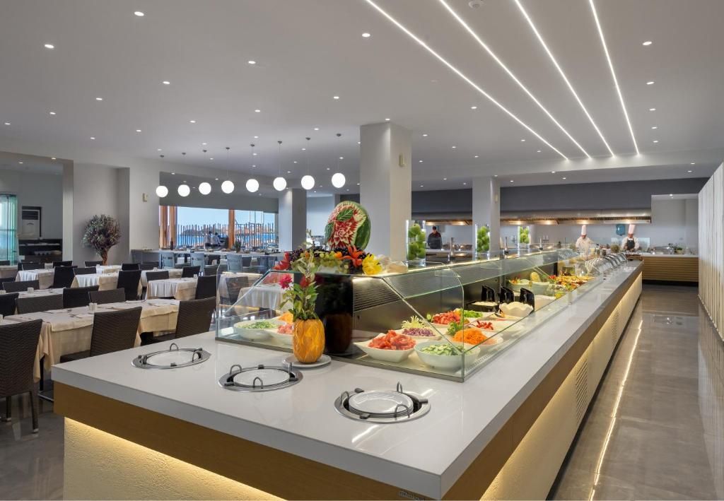 Avra Beach Resort Hotel & Bungalows фото 40