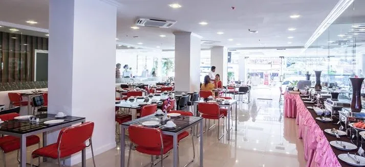 Фото отеля Patong Diamond Hotel