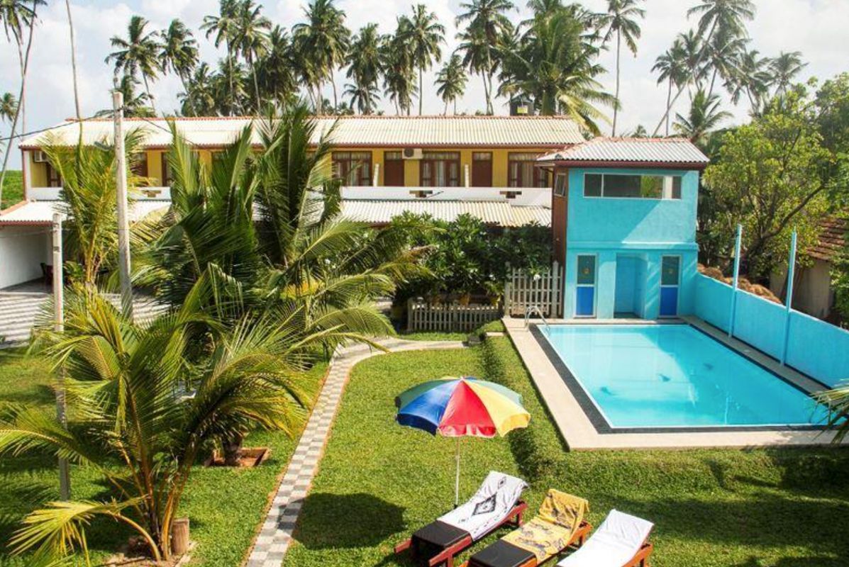Larn's Villa Hotel & Apartment фото 0