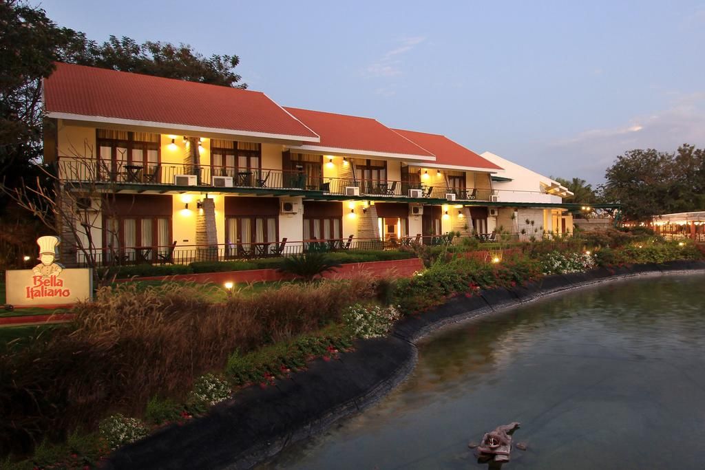 Silent Shores Resort & Spa фото 28