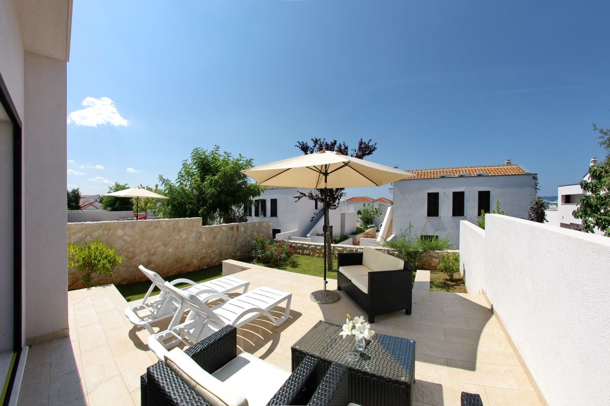 Апарт-отель «Sunnyside Apartments Petrcane» фото 28