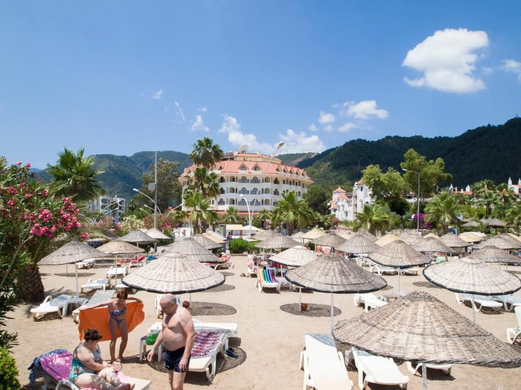 Fortuna Beach фото 25