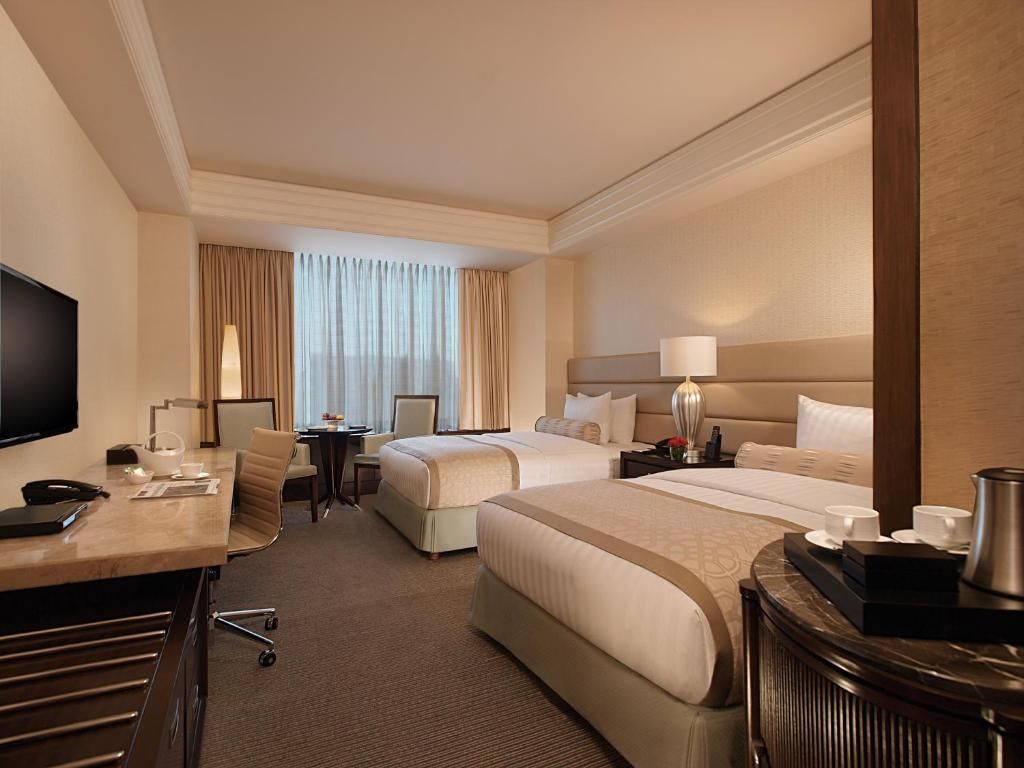 Crimson Hotel Filinvest City фото 25