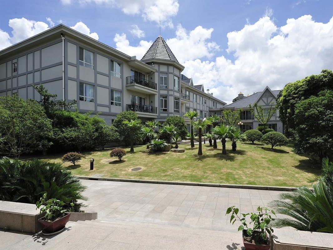 Hong Qiao State Guest фото 5