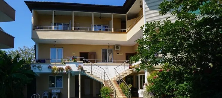 Фото отеля Гостевой дом «Виолетта»