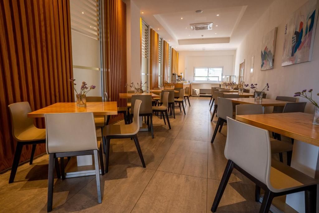 Vrachia Beach Hotel & Suites фото 14