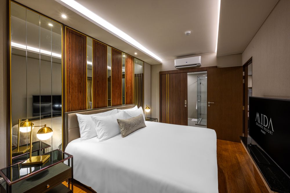 MIDA Grande Resort Phuket фото 64