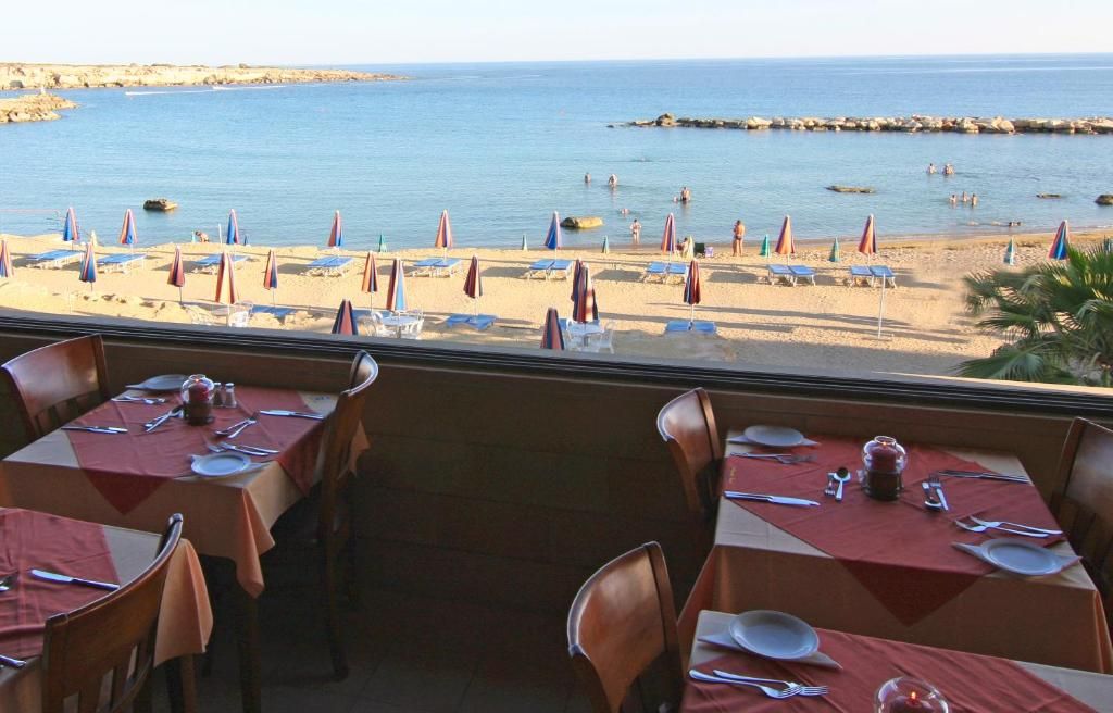 Corallia Beach Hotel фото 13