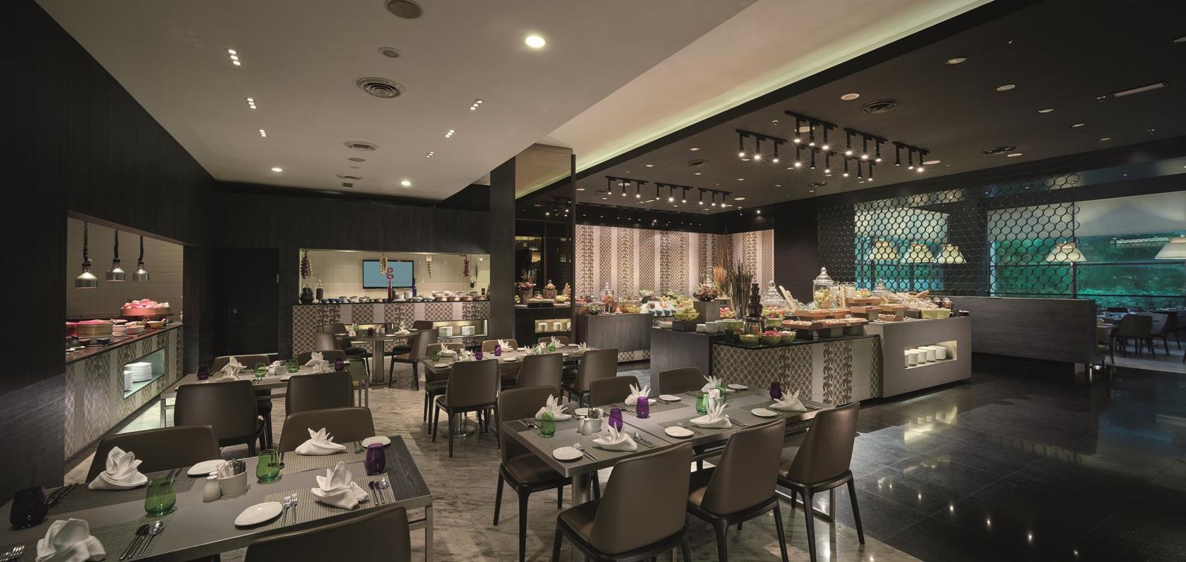 G Hotel Gurney фото 33