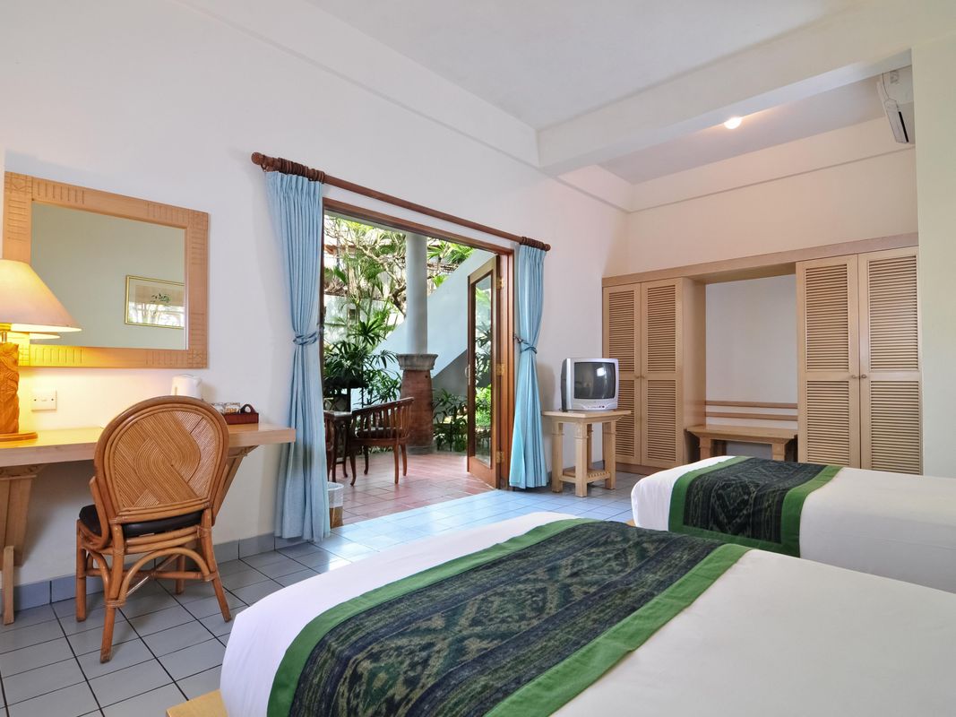 Sativa Sanur Cottages фото 17