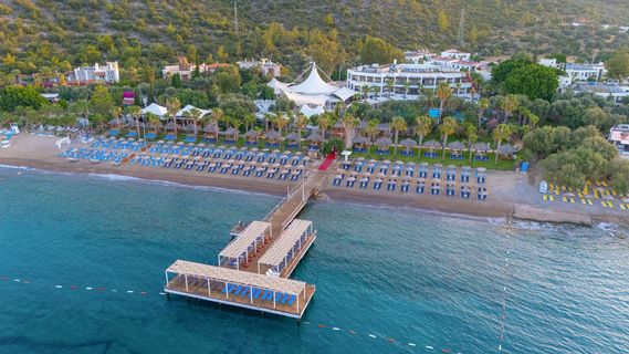 Latanya Park Resort