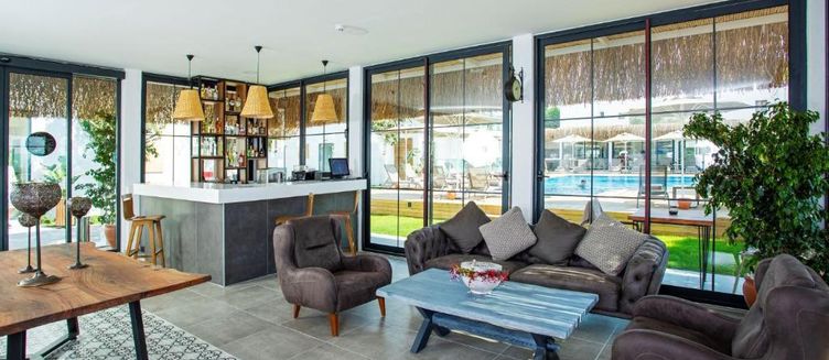 Фото отеля Yalıpark Beach Hotel