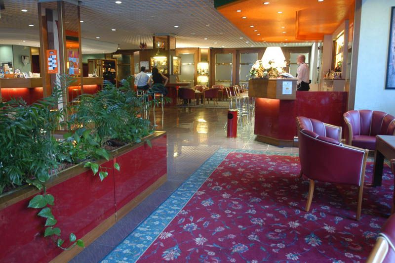 Hotel Maxim фото 32