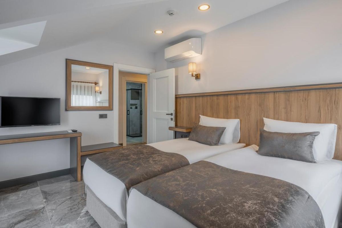 Quality Gold Suite Hotel фото 44
