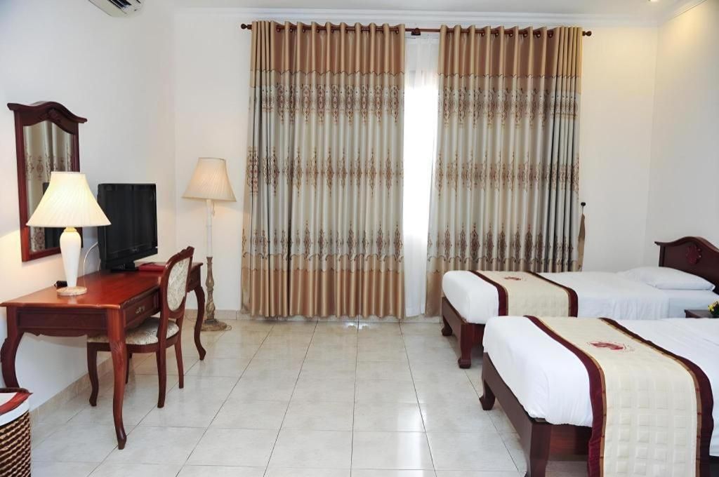 Tan Son Nhat Hotel фото 2