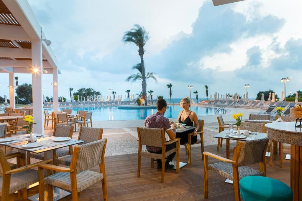 The Leonardo Laura Beach Hotel фото 60