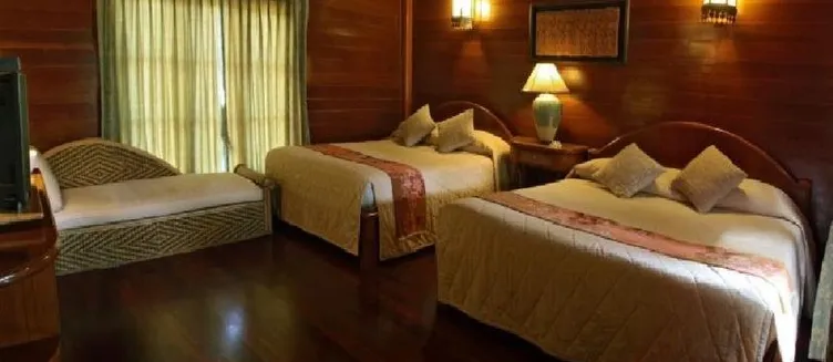 Фото отеля Naithon Beach Resort