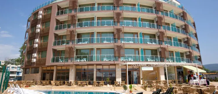 Фото отеля Briz Seabreeze Hotel